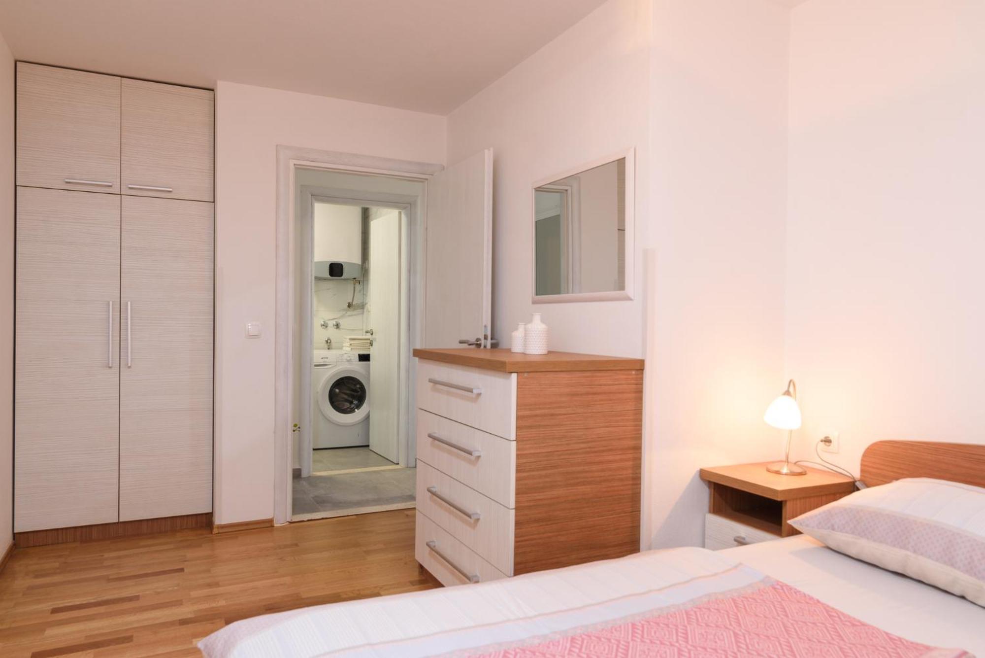 Apartman Karić Trogir Bagian luar foto