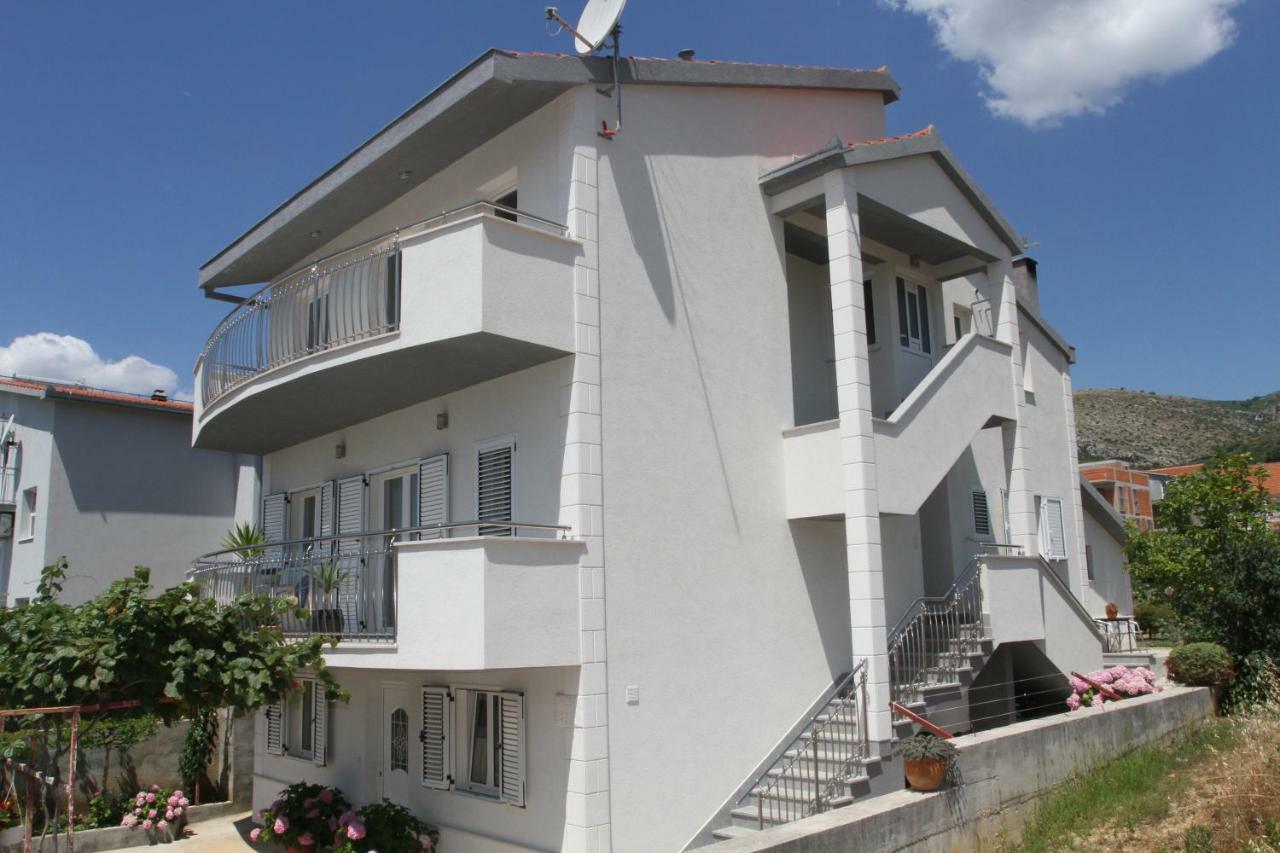 Apartman Karić Trogir Bagian luar foto